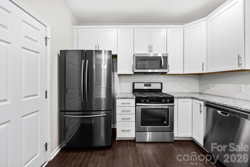 2459 Diplomat Ln, Charlotte, NC 28210