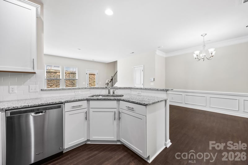 2459 Diplomat Ln, Charlotte, NC 28210