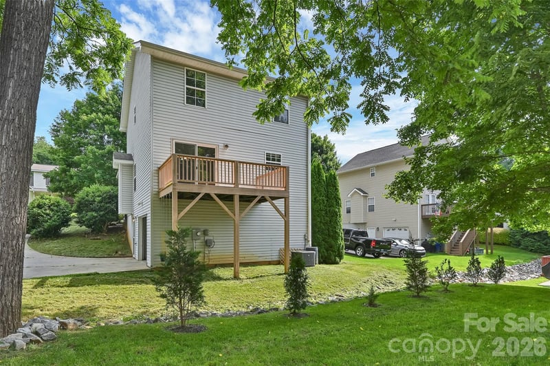 11 Ridgeland Ln, Asheville, NC 28805