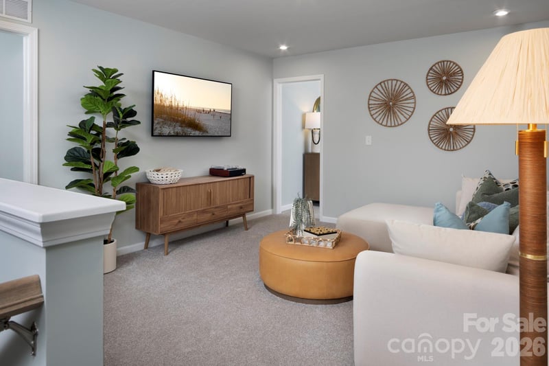 1313 Vibrant Rd, Charlotte, NC 28215