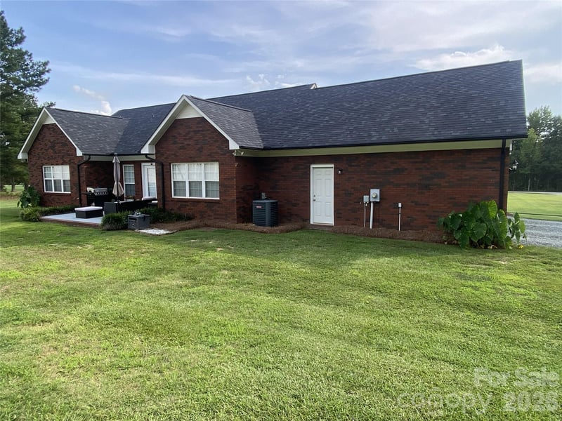 6901 Potter Rd S #2, Waxhaw, NC 28173