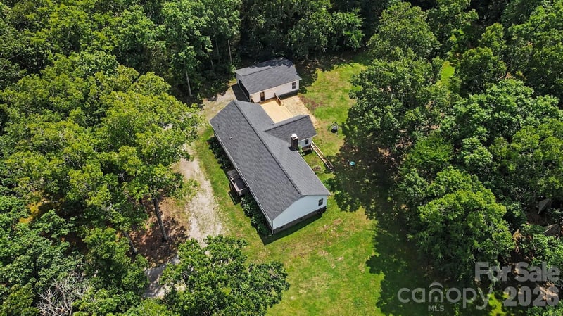 8900 Lazy Ridge Ln, Concord, NC 28025