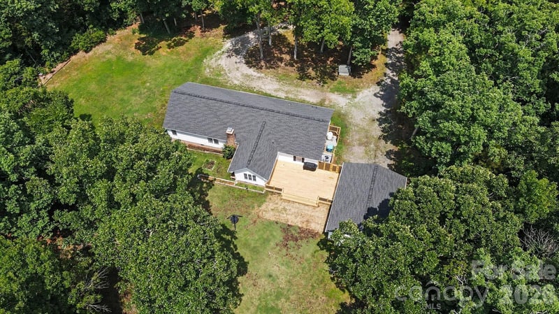 8900 Lazy Ridge Ln, Concord, NC 28025