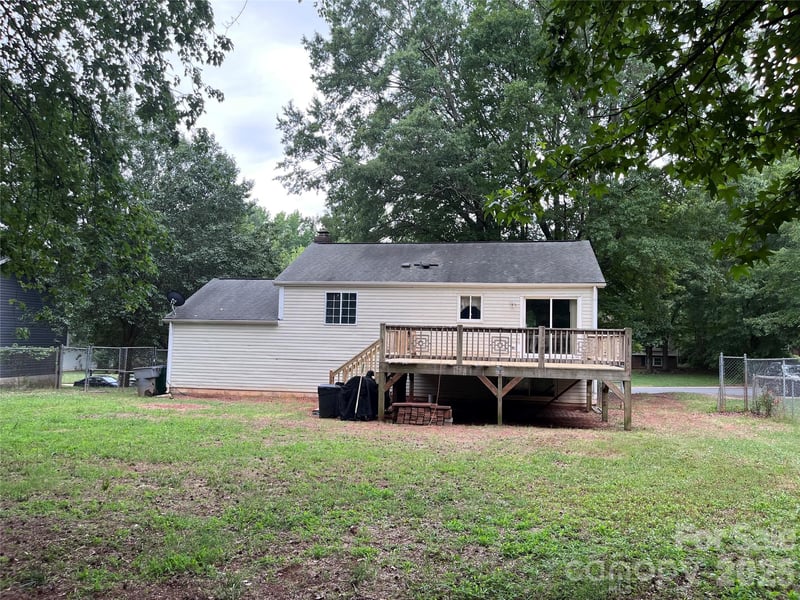 9108 Touchstone Ln, Charlotte, NC 28227