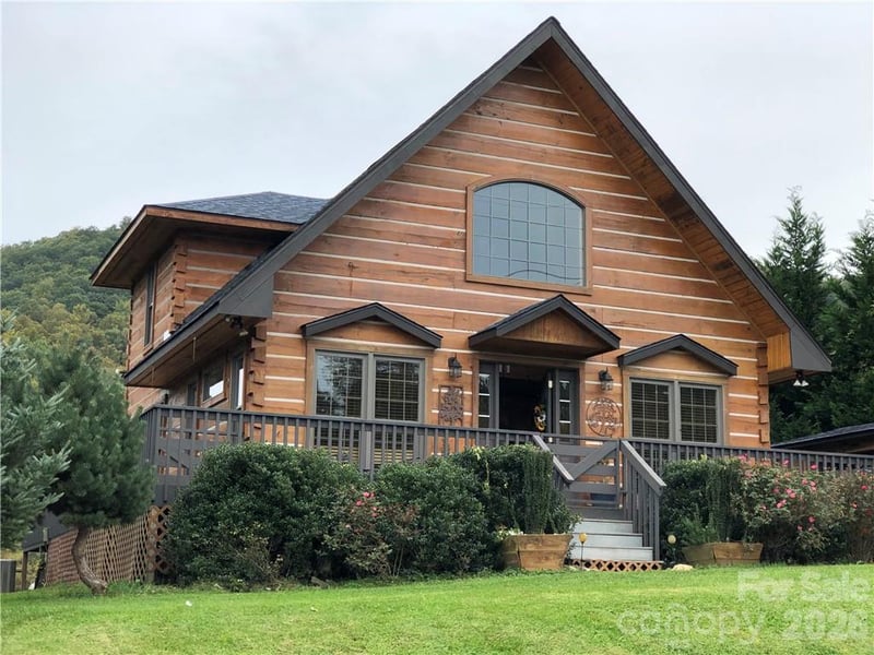 836 Burney Mountain Rd, Fletcher, NC 28732