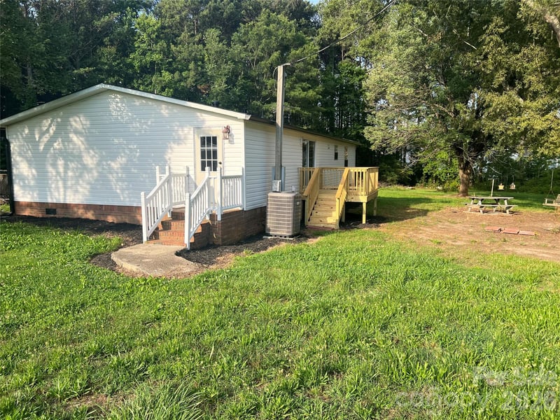 373 Griggs Rd, Clover, SC 29710
