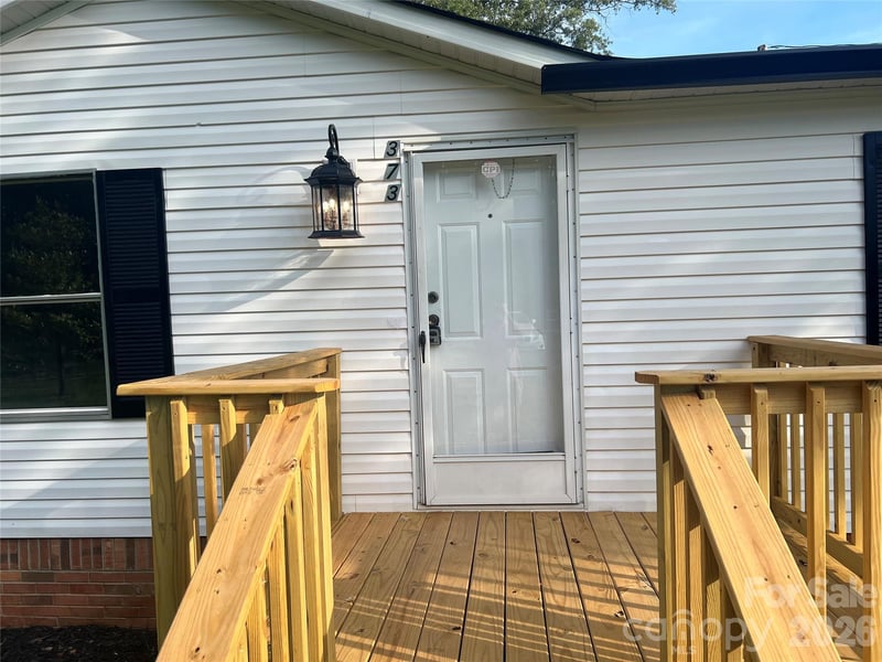 373 Griggs Rd, Clover, SC 29710