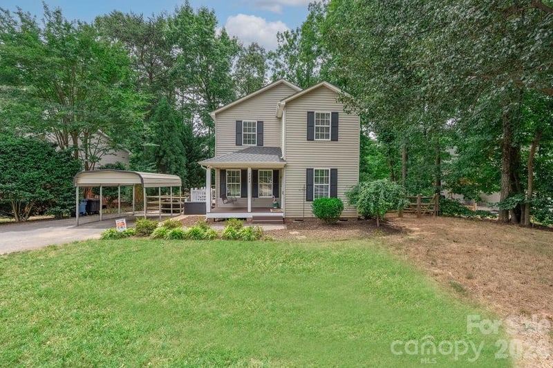7734 Red Robin Trl, Denver, NC 28037