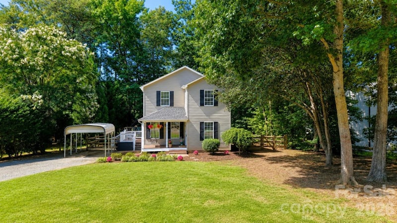 7734 Red Robin Trl, Denver, NC 28037