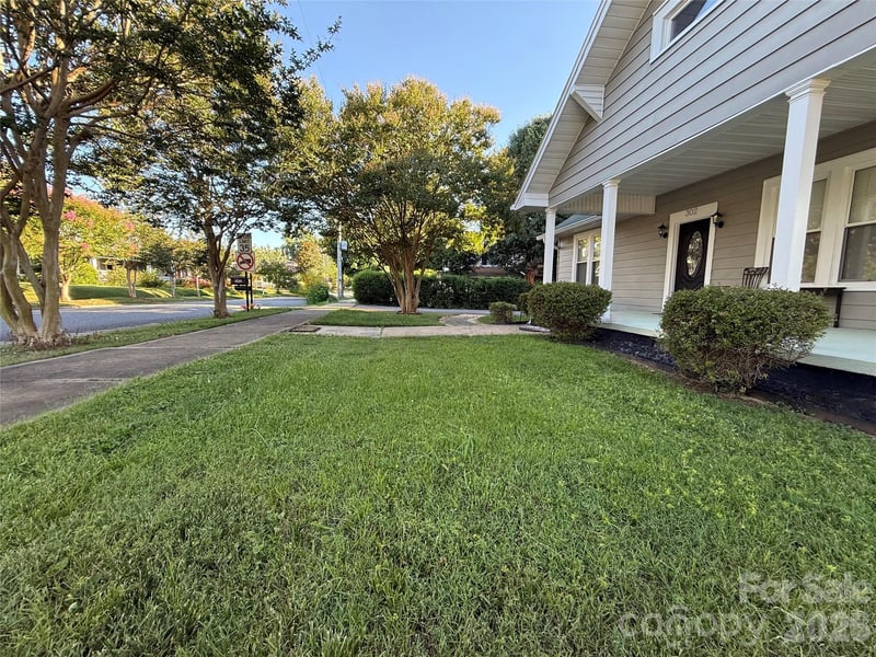 302 College Ave, Newton, NC 28658