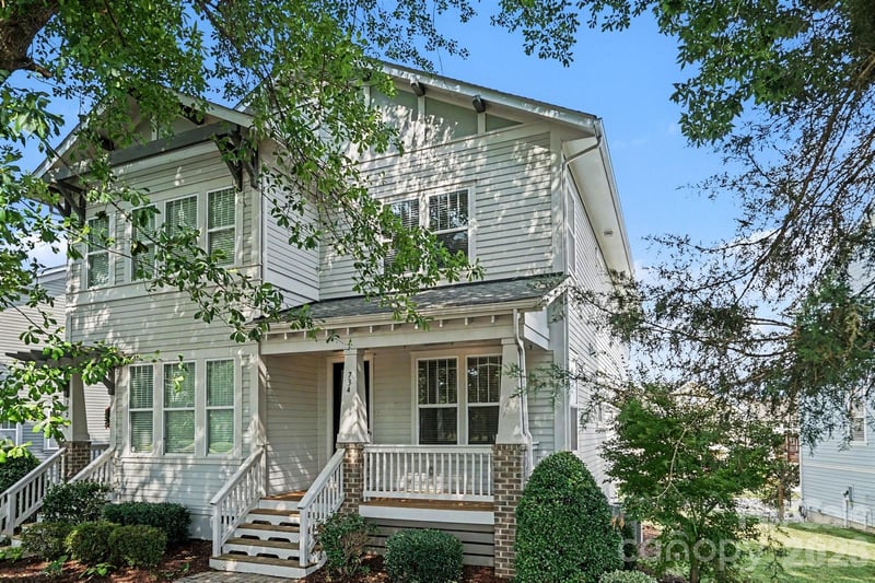 734 Waterscape Ct, Rock Hill, SC 29730