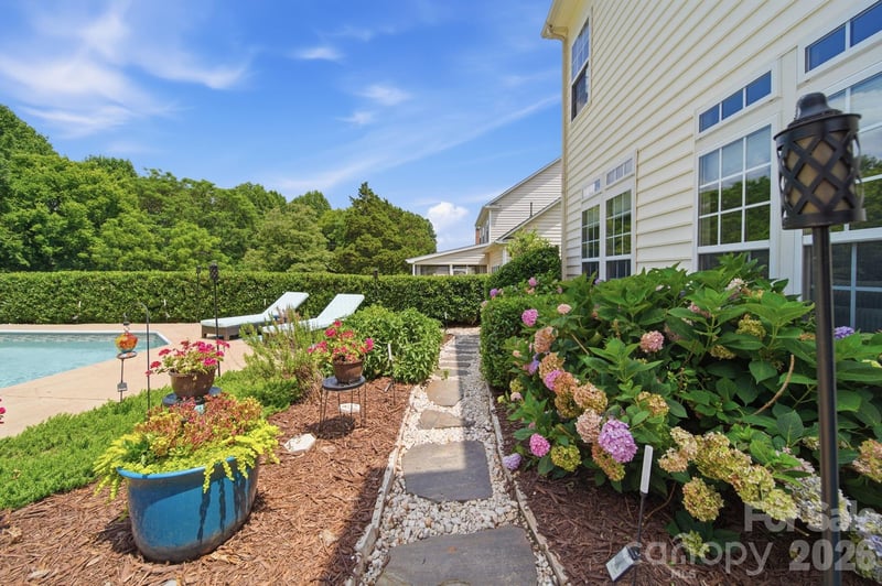 206 Pamlico Ln, Mooresville, NC 28117