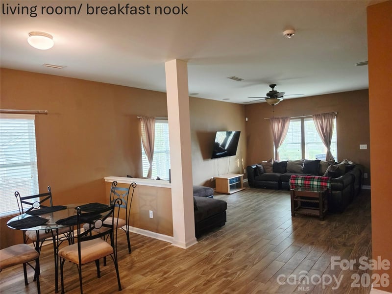 241 Ashcake Ct, York, SC 29745