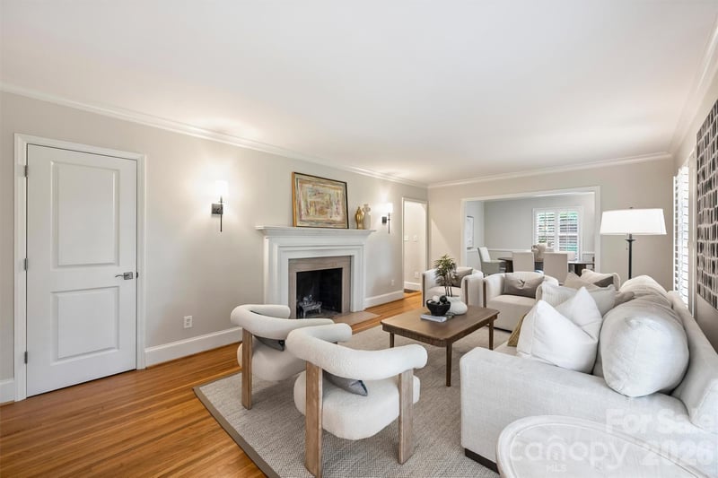 5519 Robinhood Rd, Charlotte, NC 28211