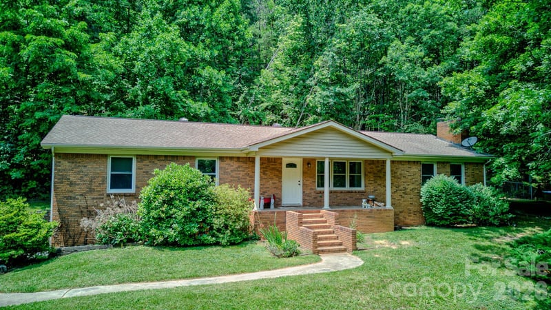 329 Dix Creek #2 Rd, Leicester, NC 28748