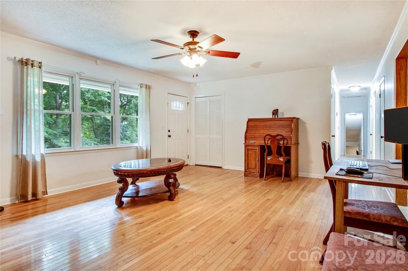 329 Dix Creek #2 Rd, Leicester, NC 28748
