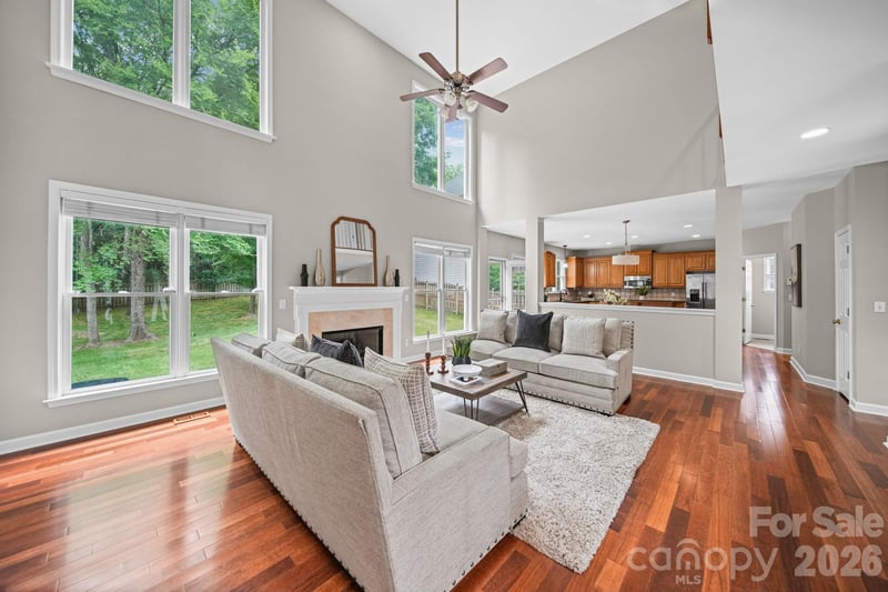 13818 Ballantyne Meadows Dr, Charlotte, NC 28277
