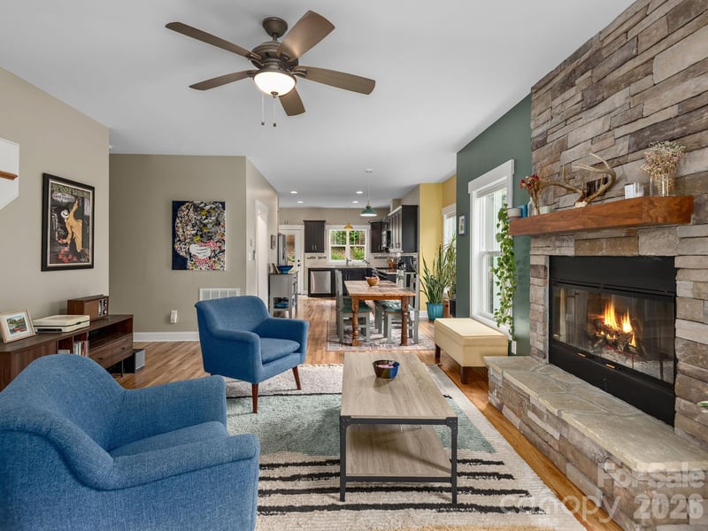 80 Bassett Rd, Asheville, NC 28804