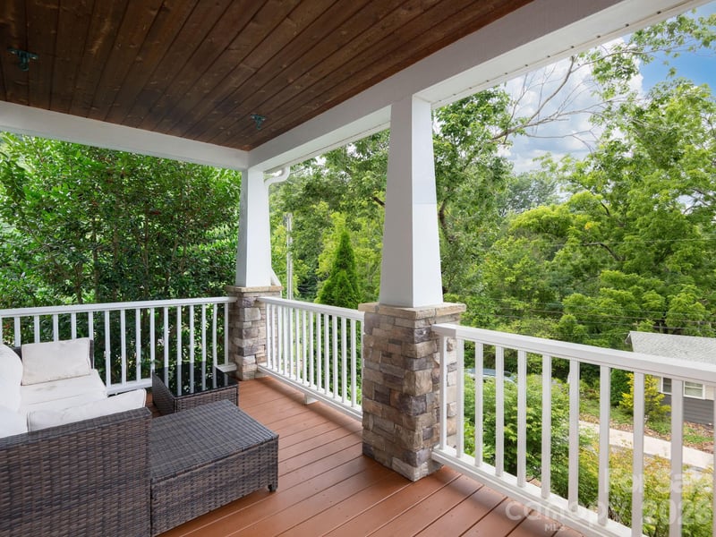 80 Bassett Rd, Asheville, NC 28804