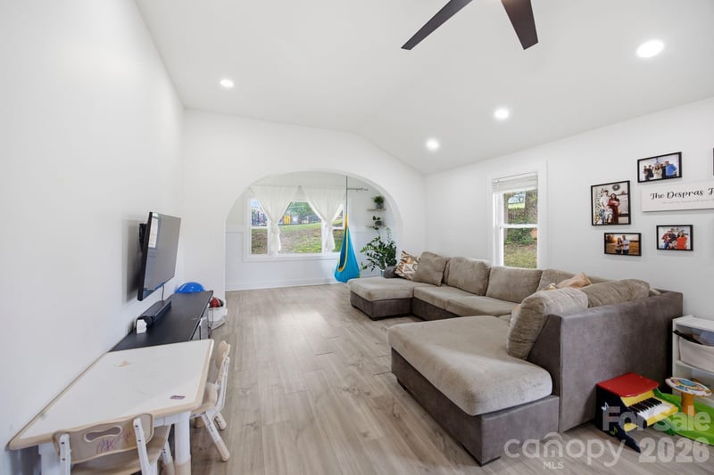 443 Brandon St, Davidson, NC 28036