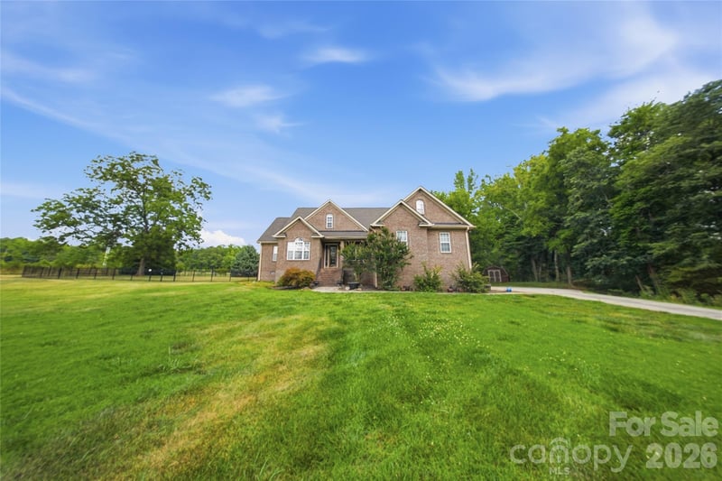 3724 Anderson Mountain Rd, Maiden, NC 28650