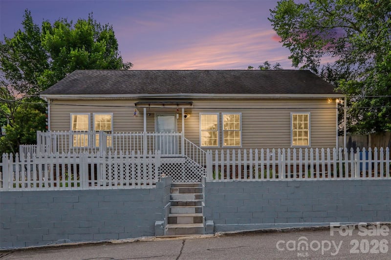 227 Hilltop Ave, Concord, NC 28025