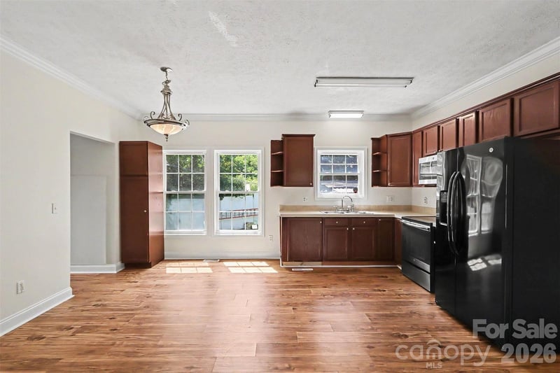 227 Hilltop Ave, Concord, NC 28025
