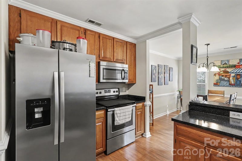 8606 Fox Chase Ln, Charlotte, NC 28269