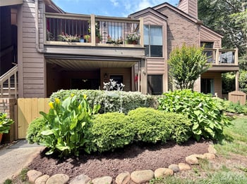 43 Ravencroft Ln #F-43 & Garage D, Asheville, NC 28803