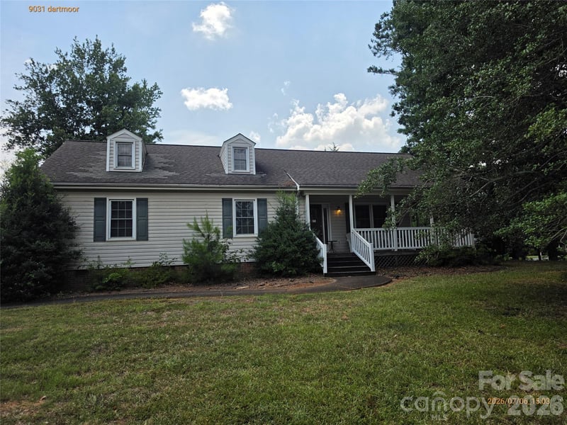 9031 Dartmoor Pl, Charlotte, NC 28227