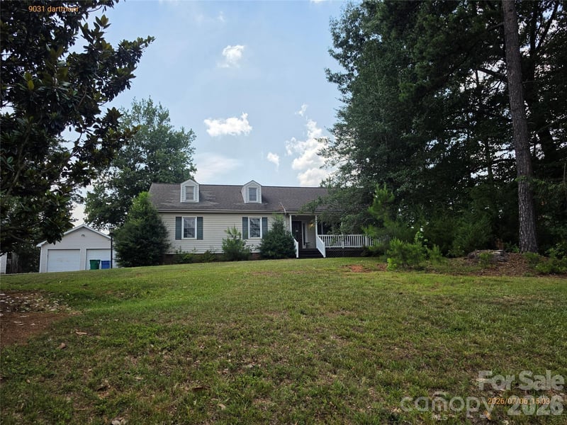 9031 Dartmoor Pl, Charlotte, NC 28227