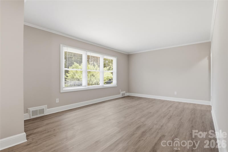 1323 Meadowbrook Cir, Salisbury, NC 28144