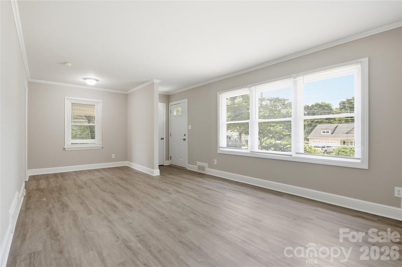 1323 Meadowbrook Cir, Salisbury, NC 28144