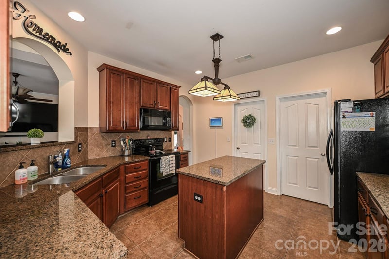 5112 Monroe Ansonville Rd, Wingate, NC 28174