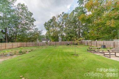 7115 Powder Mill Pl, Charlotte, NC 28277