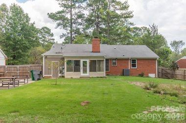 7115 Powder Mill Pl, Charlotte, NC 28277