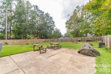 7115 Powder Mill Pl, Charlotte, NC 28277