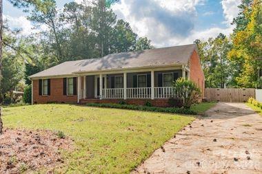7115 Powder Mill Pl, Charlotte, NC 28277