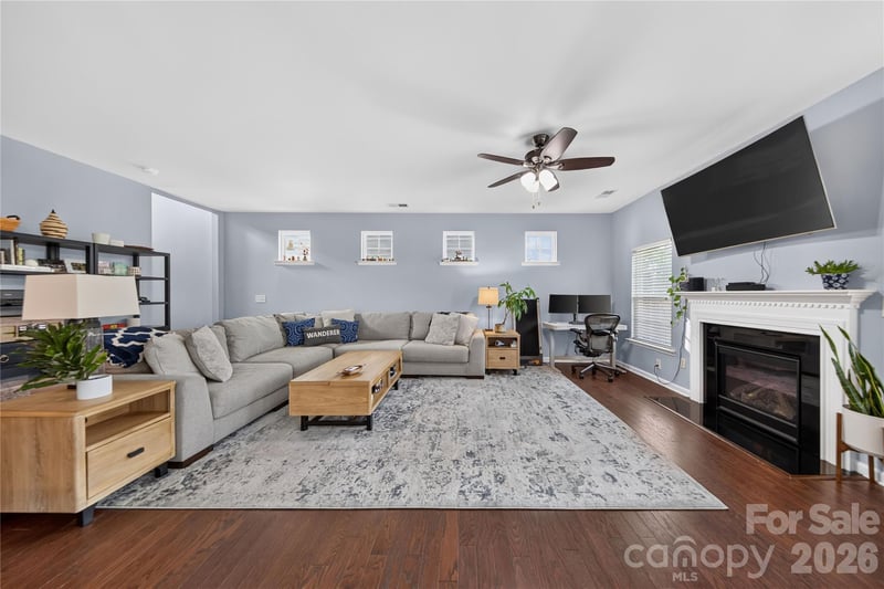 1913 Burning Acres Ct, Fort Mill, SC 29715