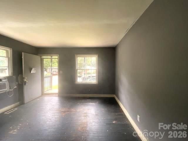 2600 Remington St, Charlotte, NC 28216
