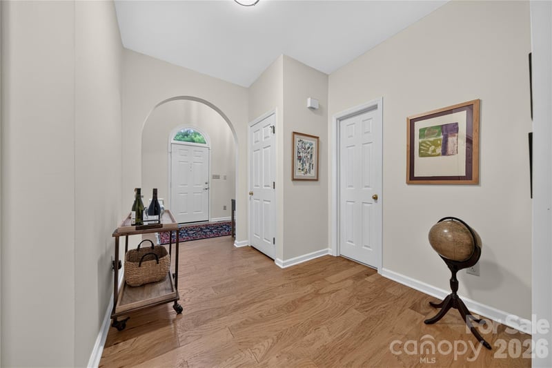 5911 Chalyce Ln, Charlotte, NC 28270