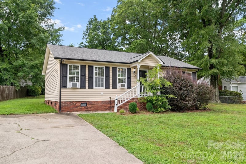 407 Cook St, Kannapolis, NC 28083