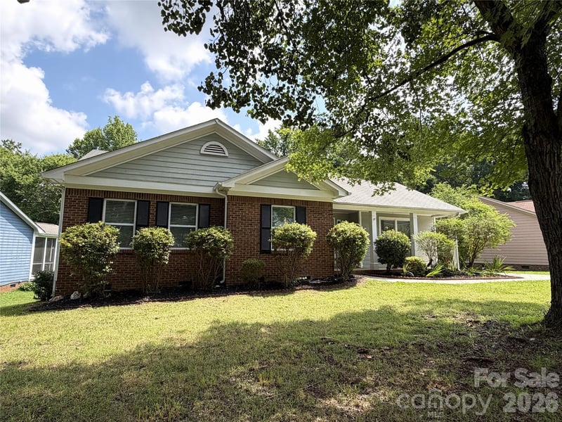 3323 Chistow Rd, Matthews, NC 28105