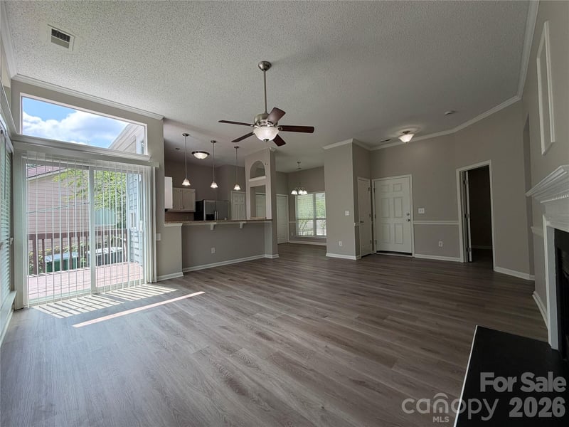 3323 Chistow Rd, Matthews, NC 28105