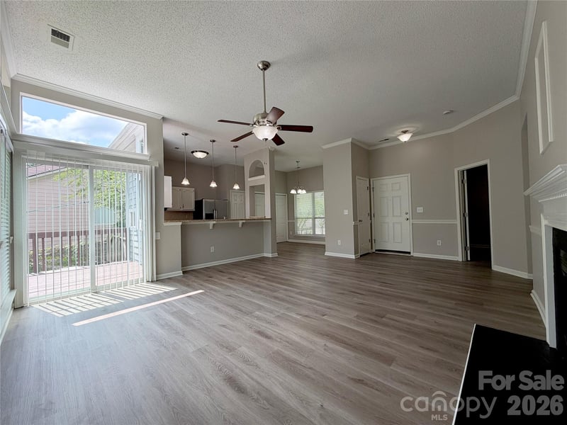 3323 Chistow Rd, Matthews, NC 28105
