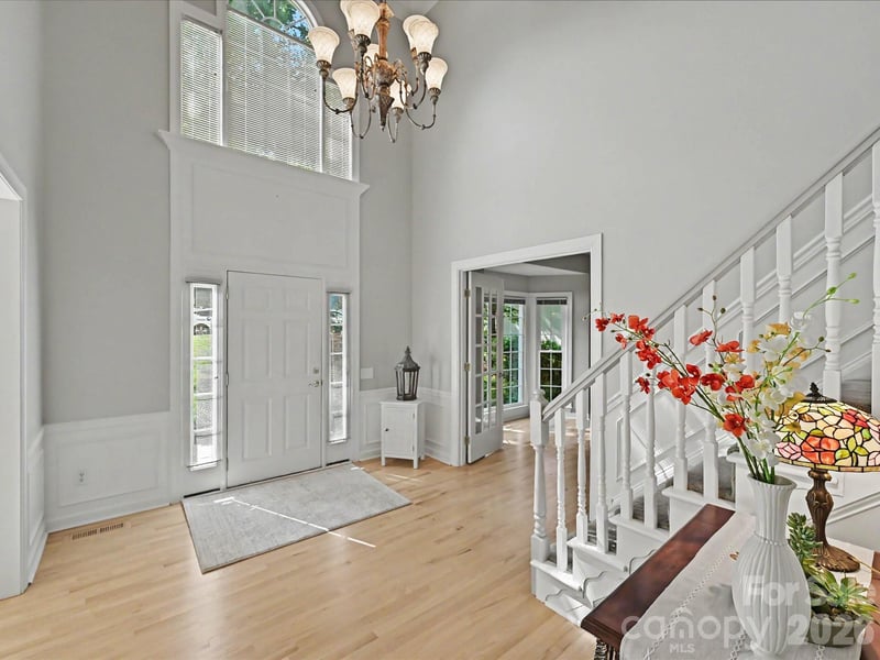 5710 Kinglet Ln, Charlotte, NC 28269