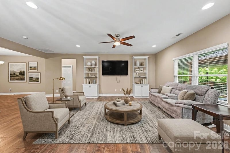 7015 Mt Holly Huntersville Rd #8, Charlotte, NC 28216