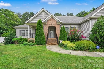 7015 Mt Holly Huntersville Rd #8, Charlotte, NC 28216
