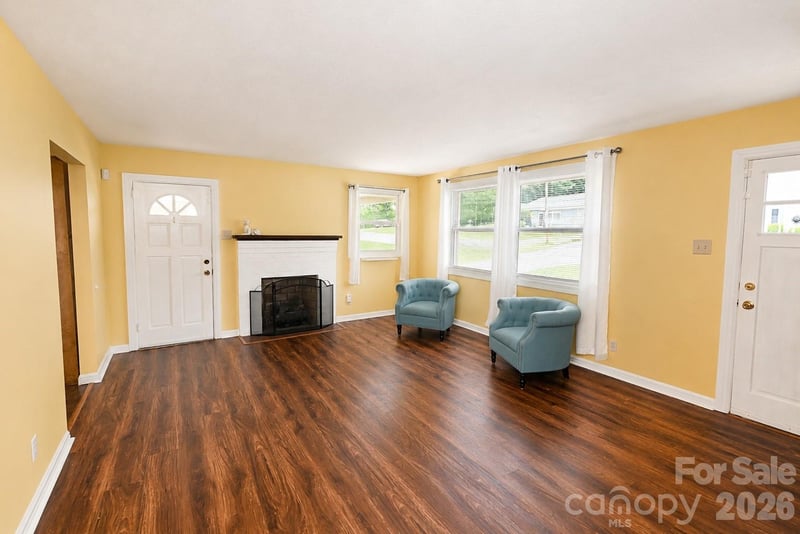 232 Hartness Rd, Statesville, NC 28677