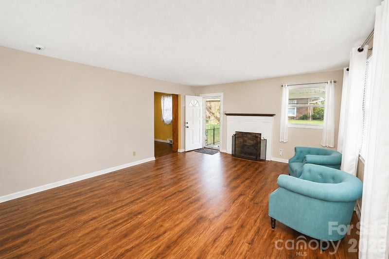 232 Hartness Rd, Statesville, NC 28677